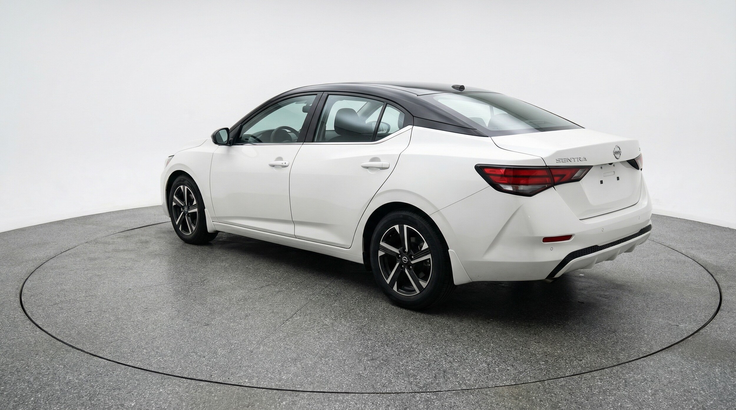 Thumbnail: 2025 Nissan Sentra - 5