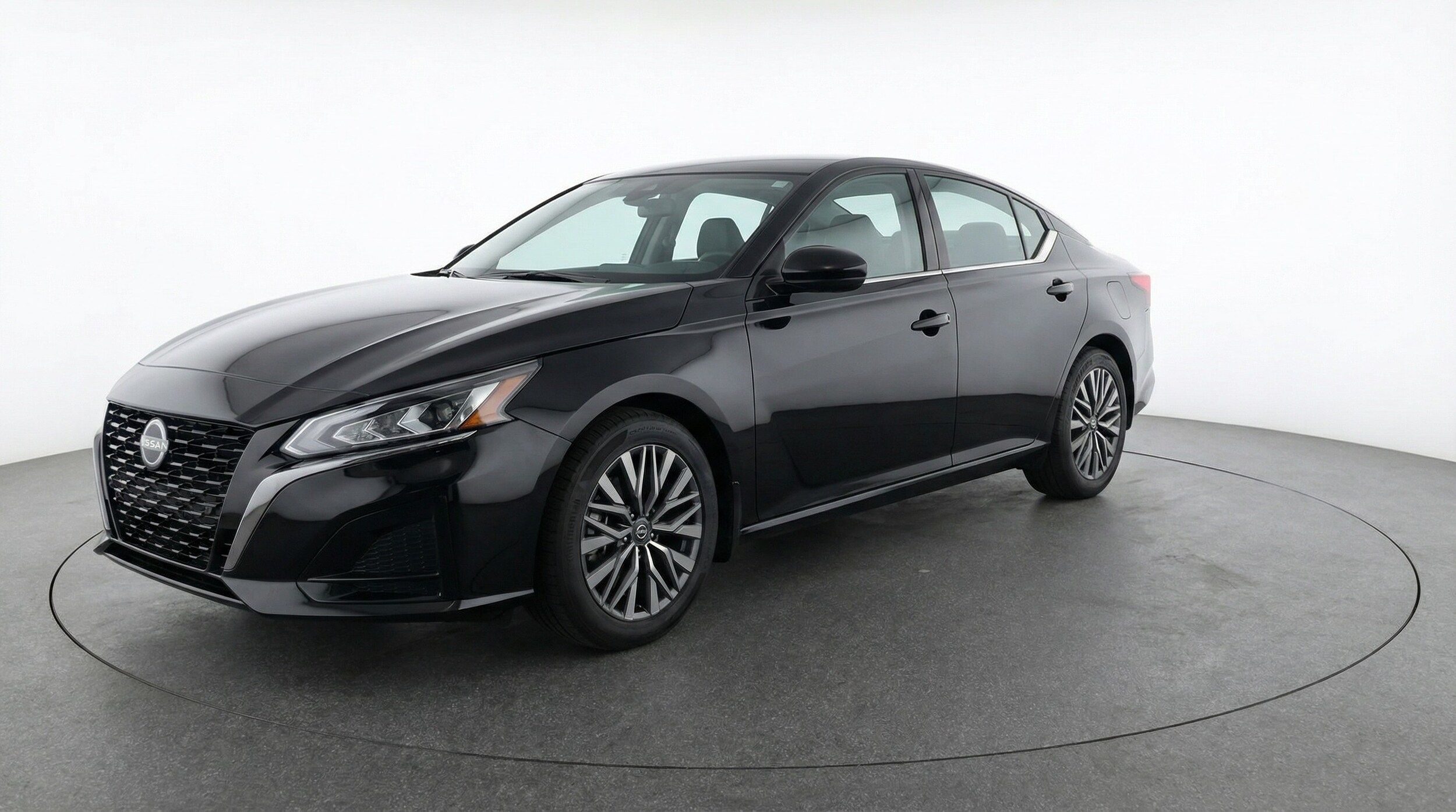 Thumbnail: 2025 Nissan Altima - 3