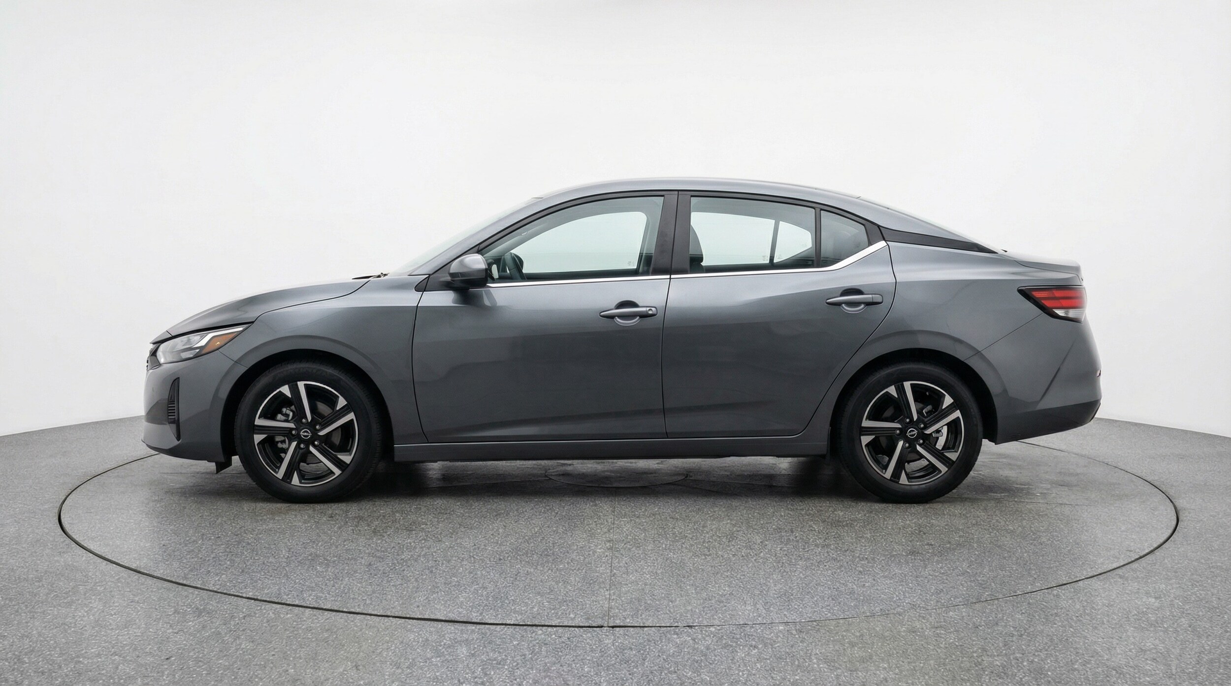 Thumbnail: 2025 Nissan Sentra - 4