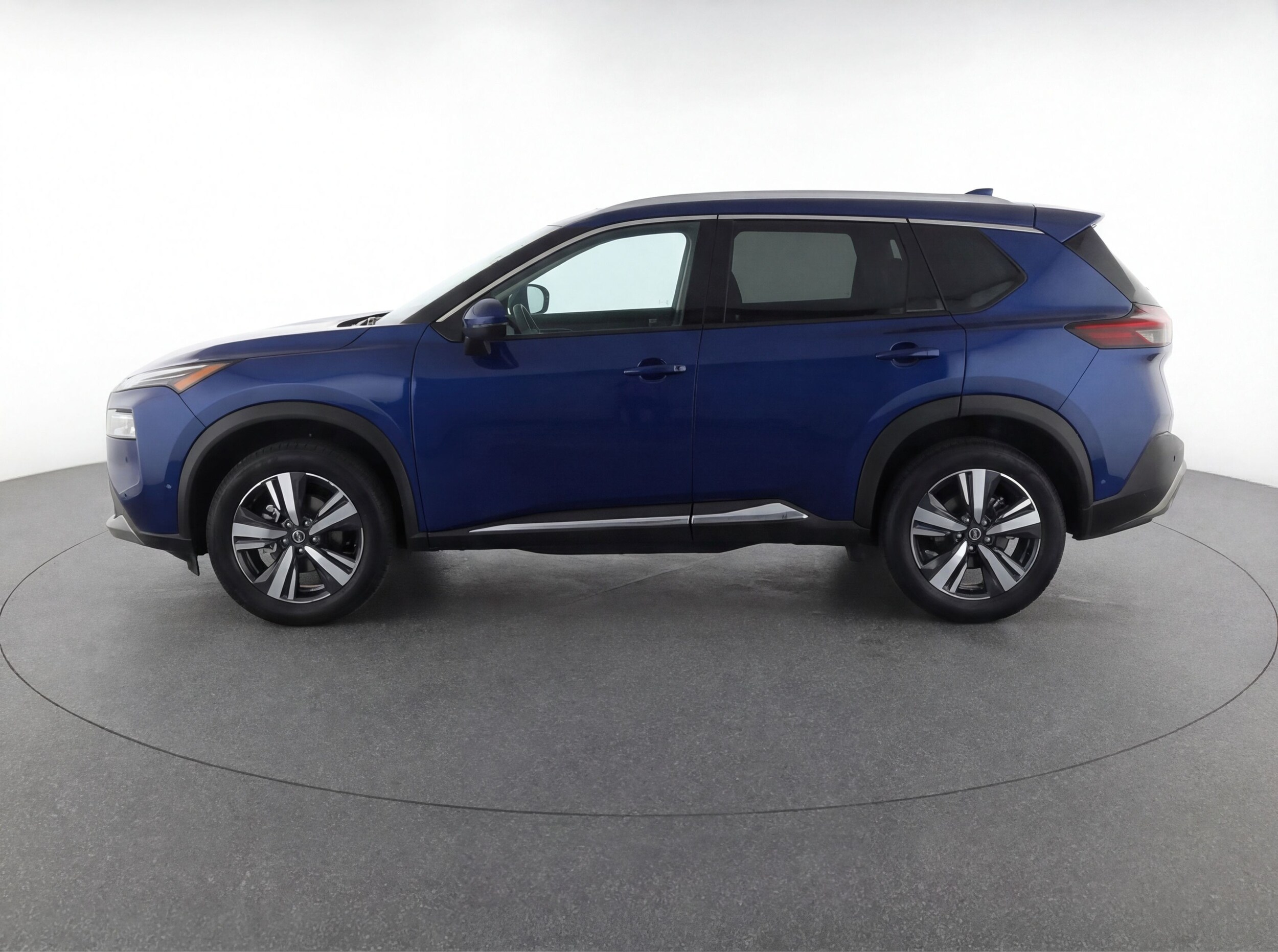 Thumbnail: 2025 Nissan Kicks - 4