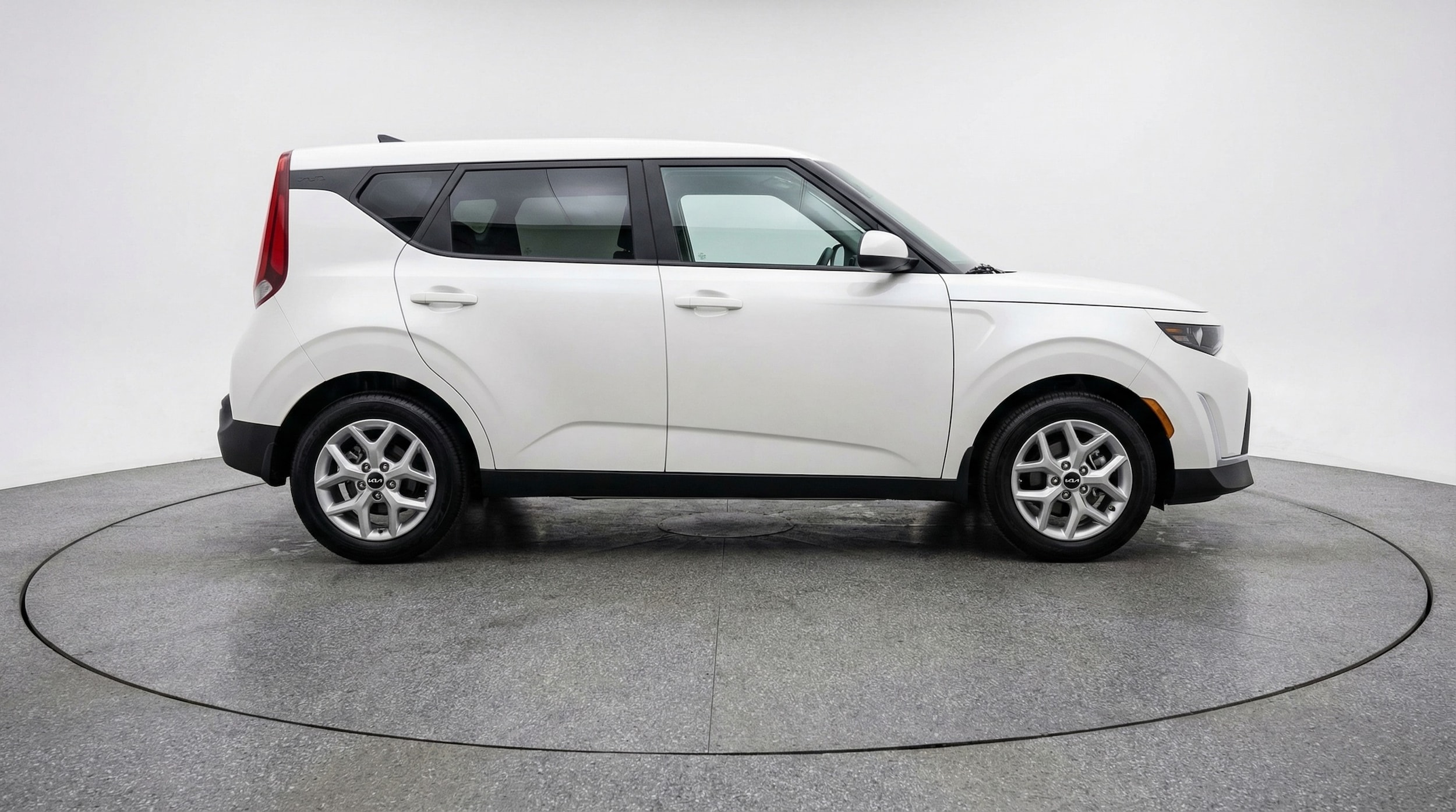 Thumbnail: 2025 Kia Soul - 8