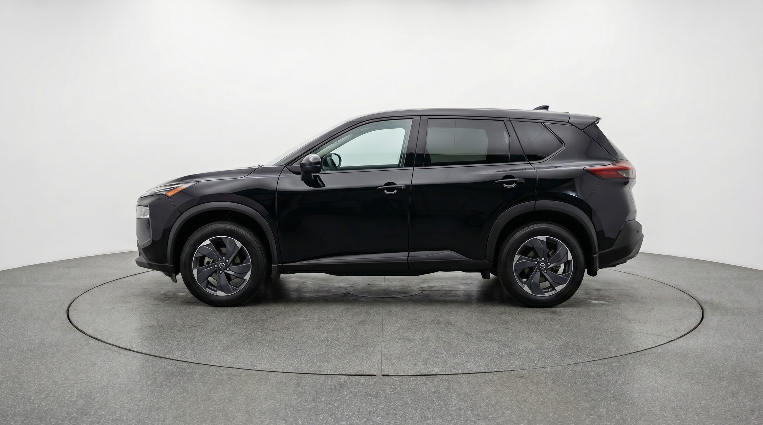 Thumbnail: 2025 Nissan Rogue - 4