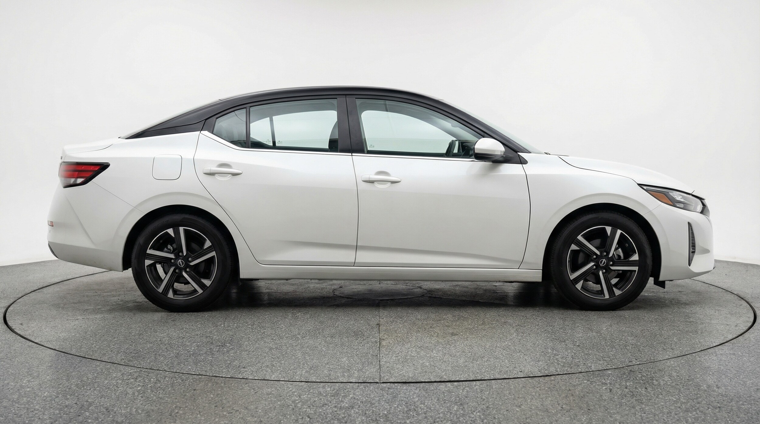 Thumbnail: 2025 Nissan Sentra - 8