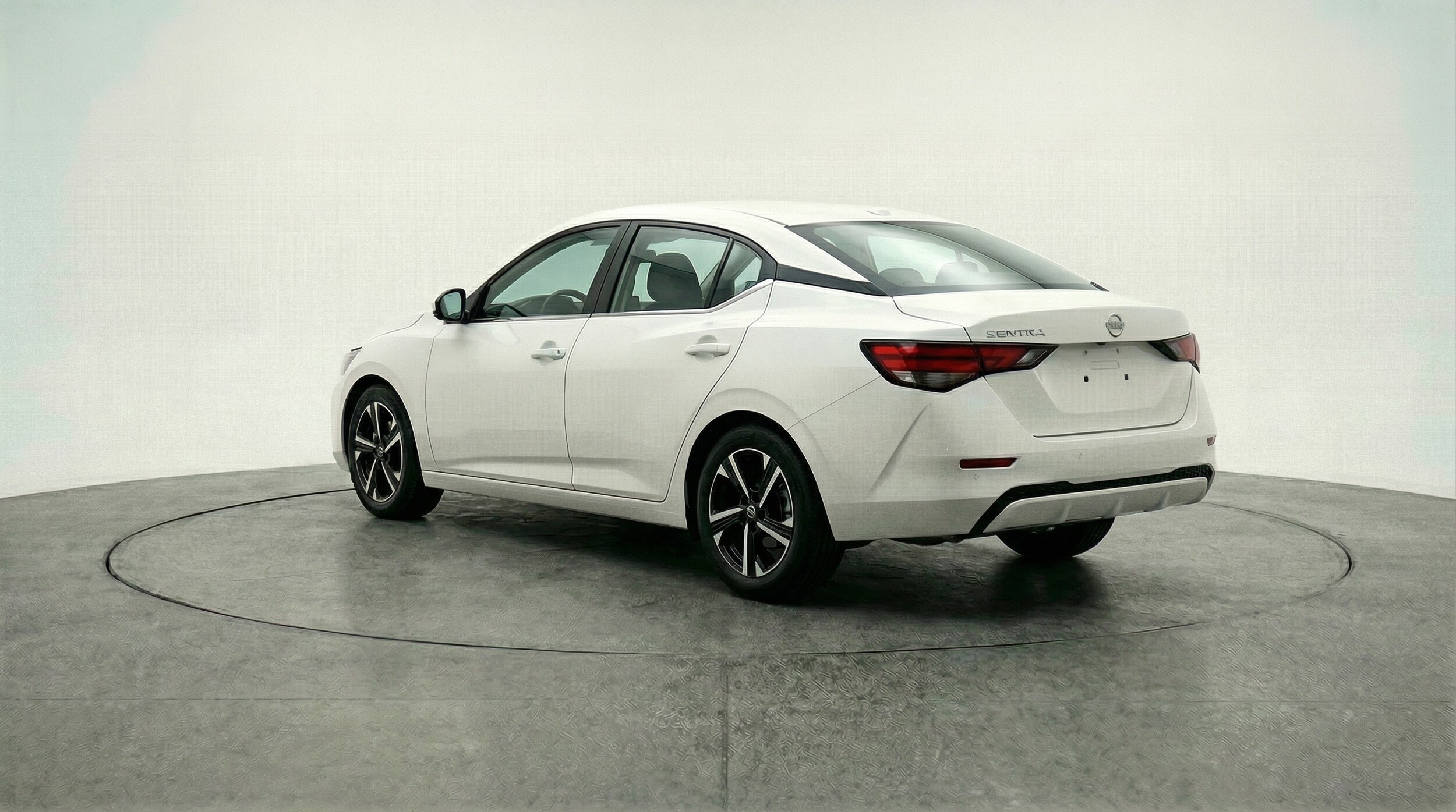 Thumbnail: 2025 Nissan Sentra - 5