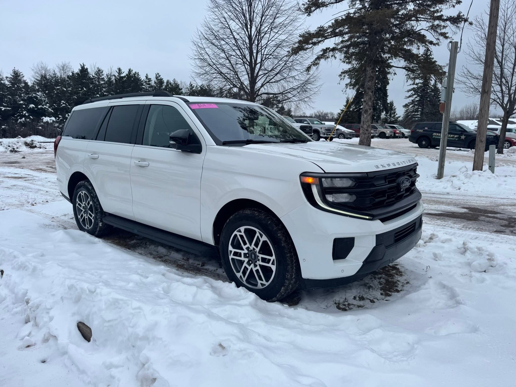 2025 Ford Expedition Active's photo