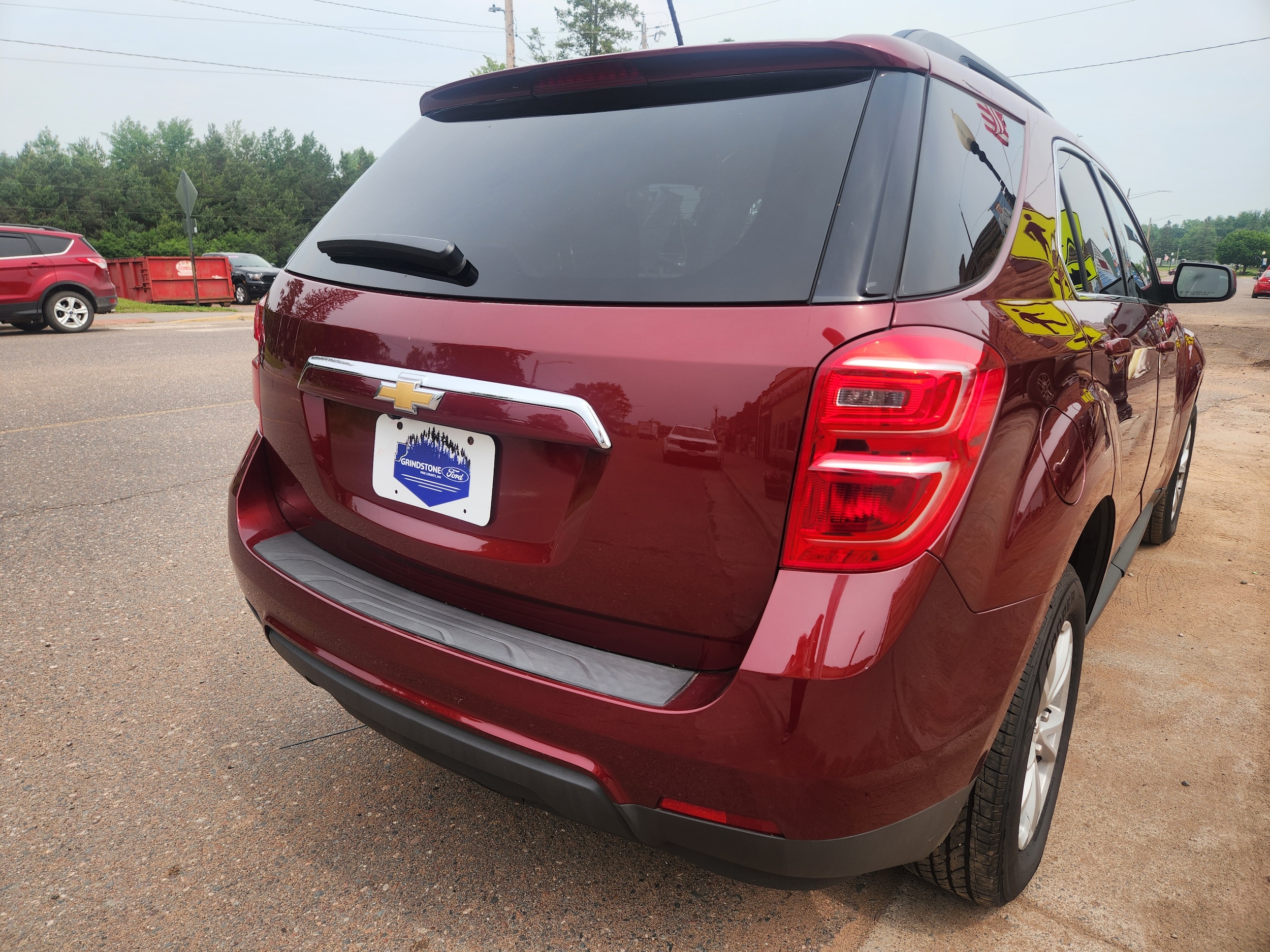 Used 2017 Chevrolet Equinox LT with VIN 2GNFLFEK8H6184502 for sale in Sandstone, Minnesota