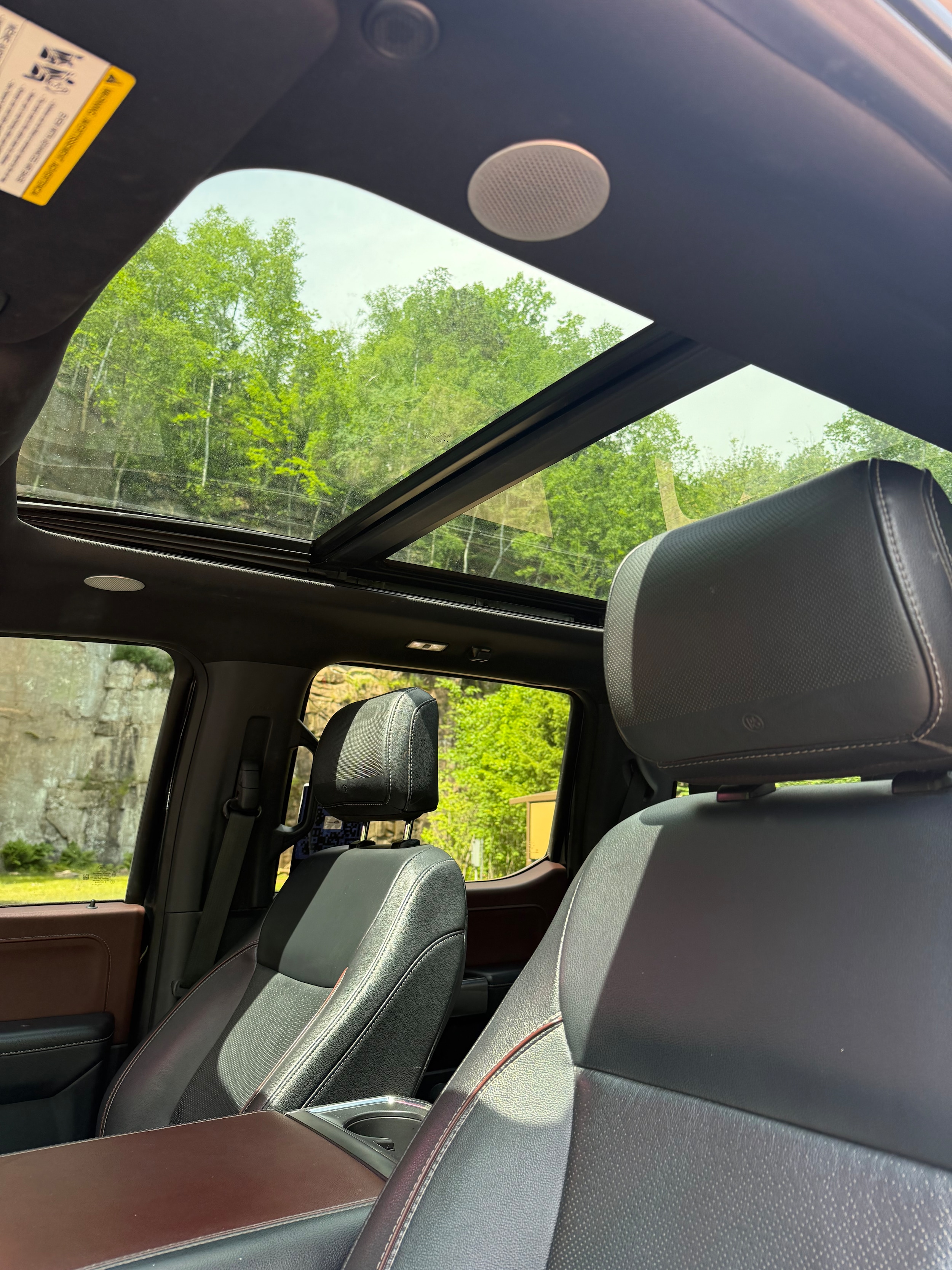 2022 Ford F-150 Lariat - Photo 8