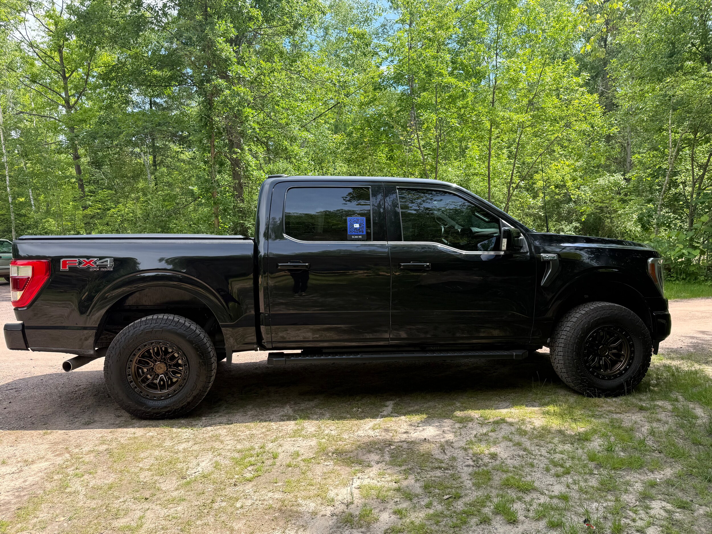 2022 Ford F-150 Lariat - Photo 3