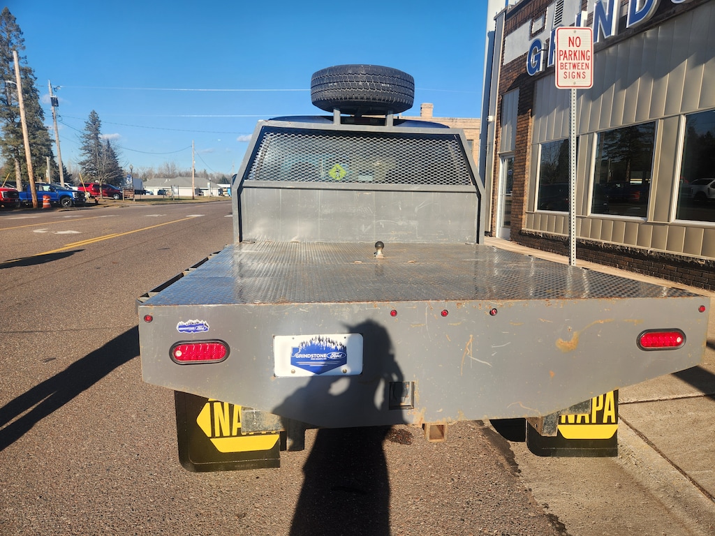 Used 2002 Ford F-250 XL Crew Cab Short Bed Truck