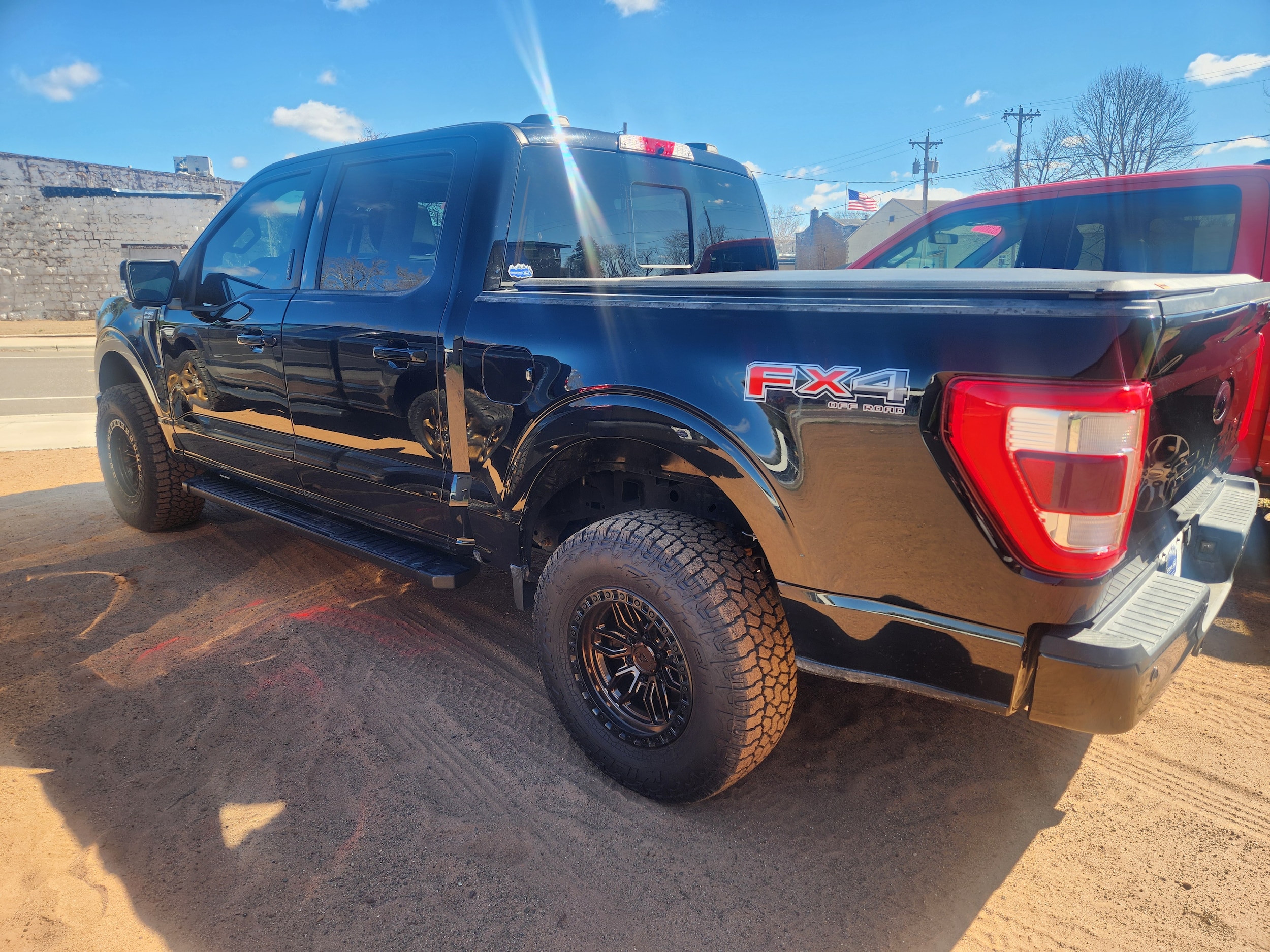 Used 2022 Ford F-150 Lariat with VIN 1FTFW1E55NKE57241 for sale in Sandstone, Minnesota
