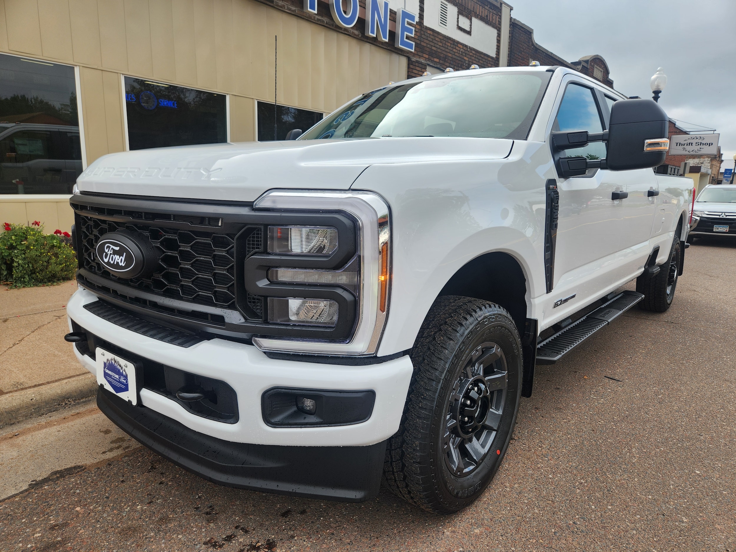 2026 Ford F-350 Super Duty XL's photo