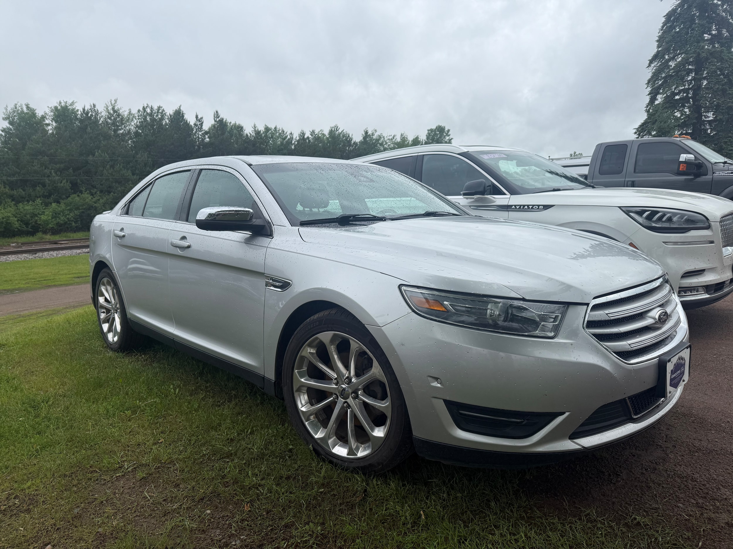 Used 2013 Ford Taurus Limited with VIN 1FAHP2J89DG137598 for sale in Sandstone, Minnesota