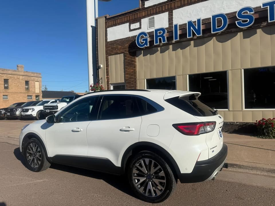 Used 2020 Ford Escape Titanium with VIN 1FMCU9J95LUB05242 for sale in Sandstone, Minnesota