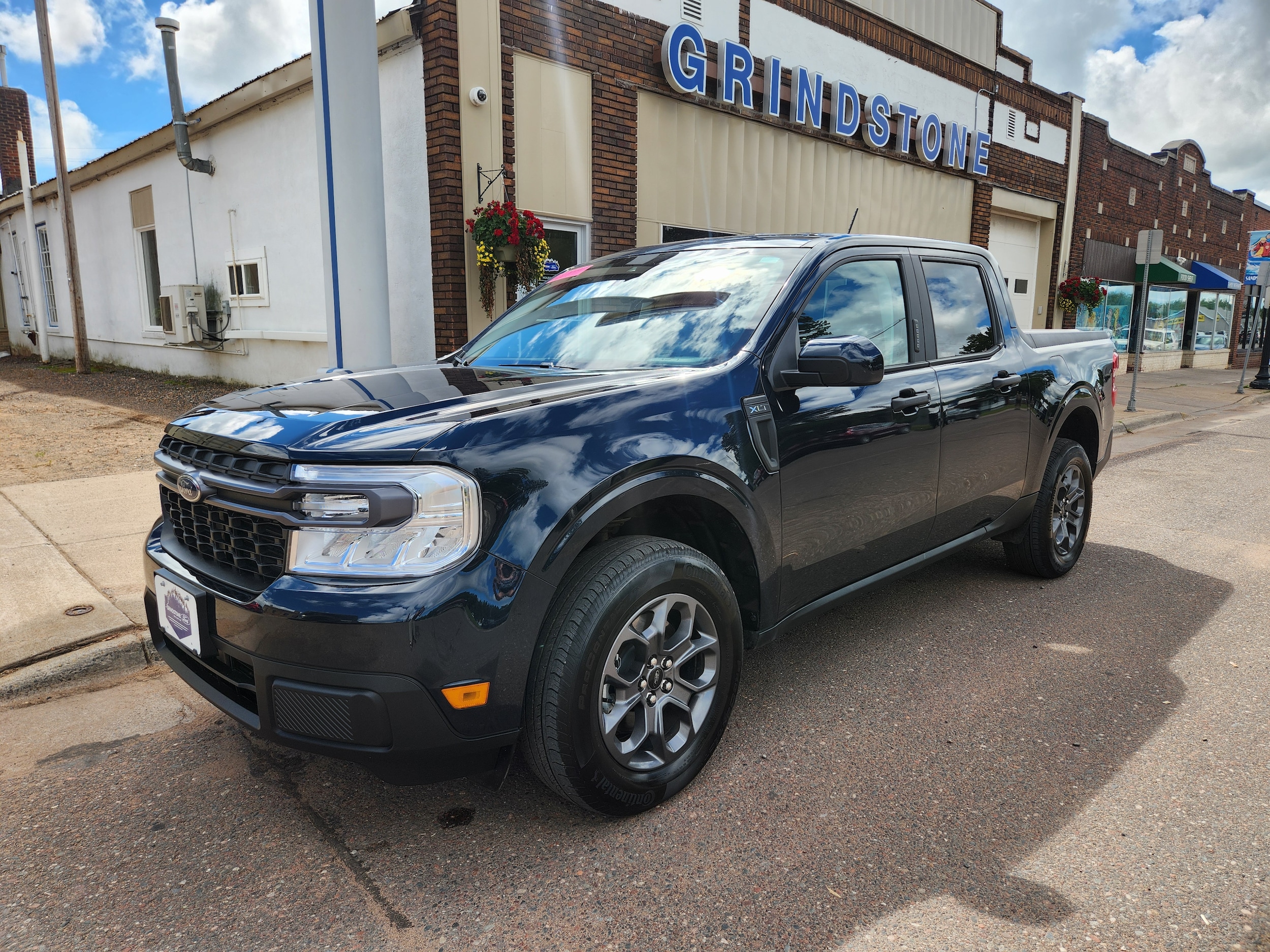 Used 2023 Ford Maverick XLT with VIN 3FTTW8E32PRA68775 for sale in Sandstone, Minnesota
