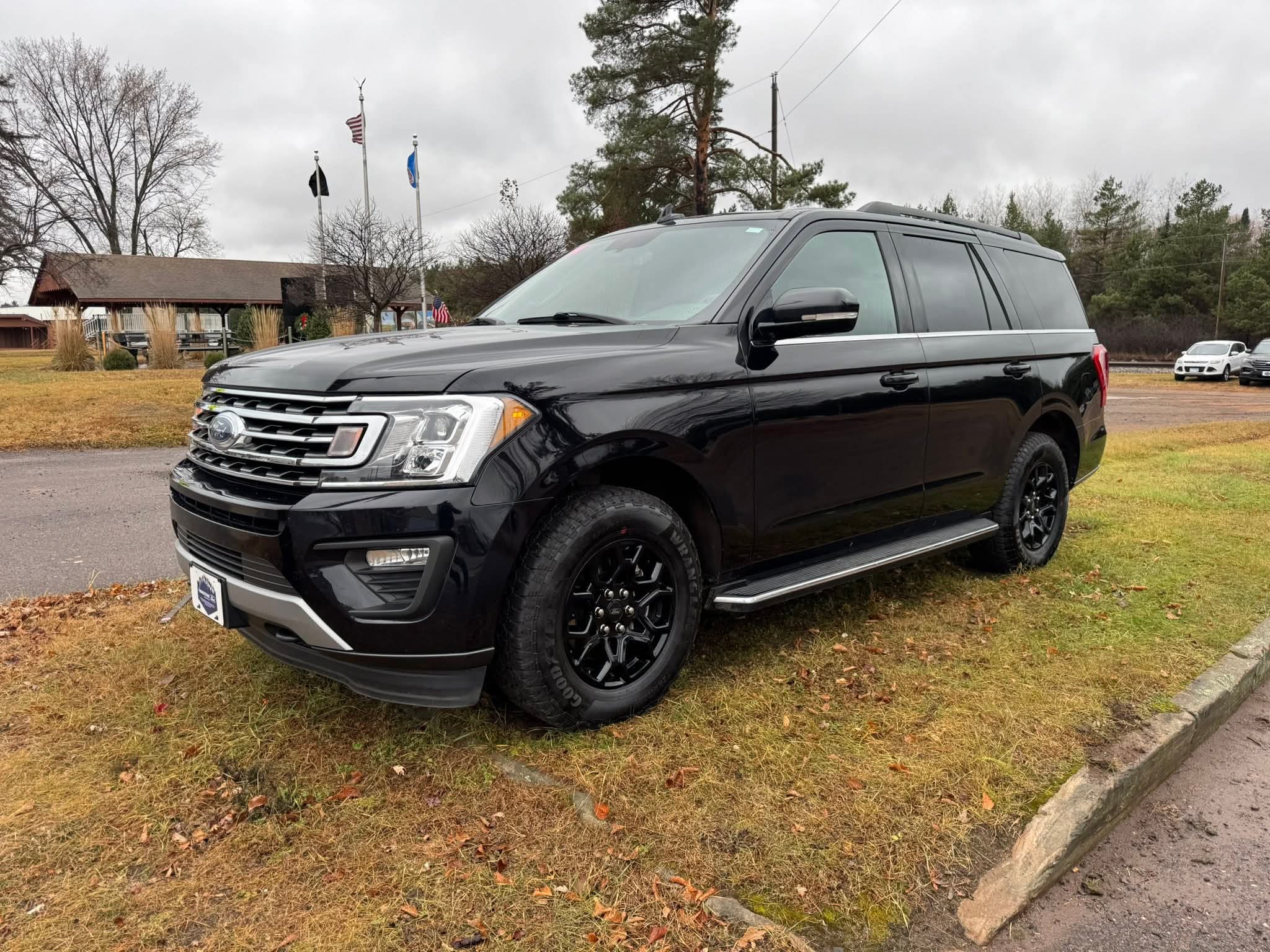 2019 Ford Expedition XLT's photo