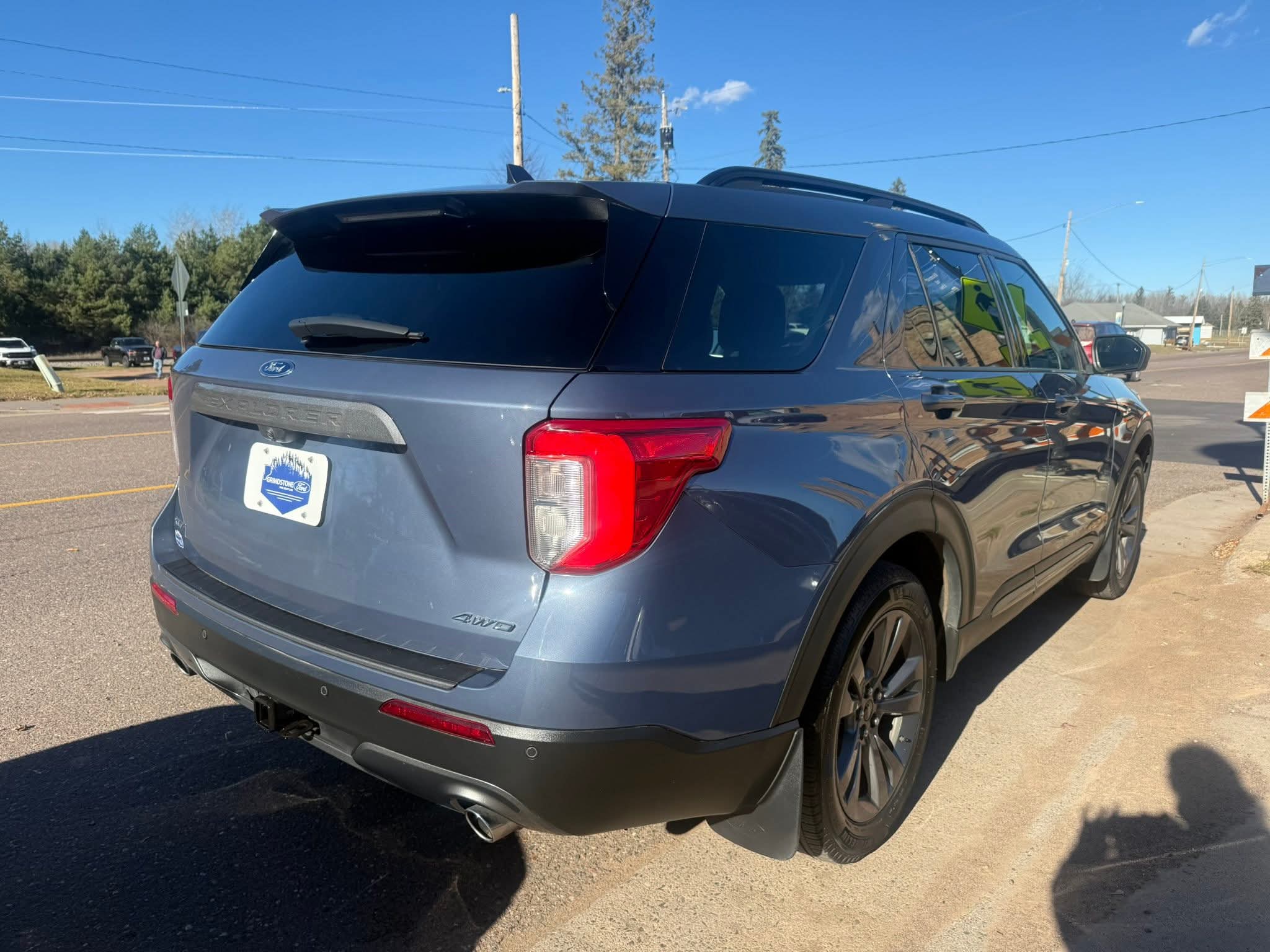 Used 2021 Ford Explorer XLT with VIN 1FMSK8DH4MGB95935 for sale in Sandstone, Minnesota