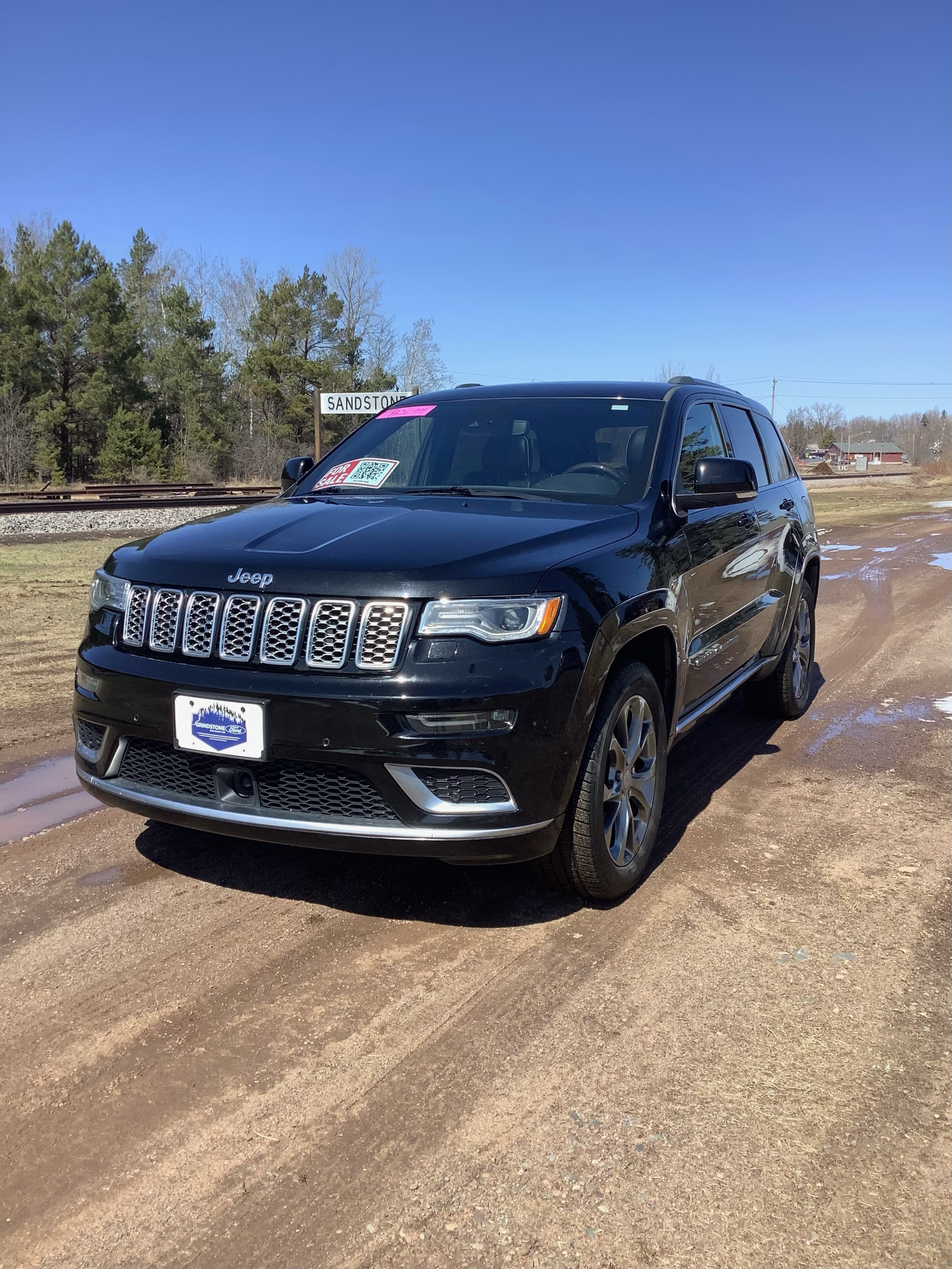 Used 2020 Jeep Grand Cherokee Summit with VIN 1C4RJFJT2LC147018 for sale in Sandstone, Minnesota