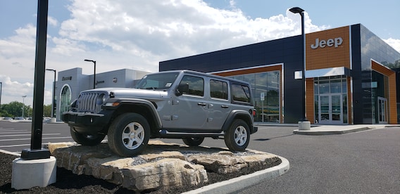 Armory S New Store Armory Chrysler Dodge Jeep Ram Fiat Of Albany [ 276 x 568 Pixel ]
