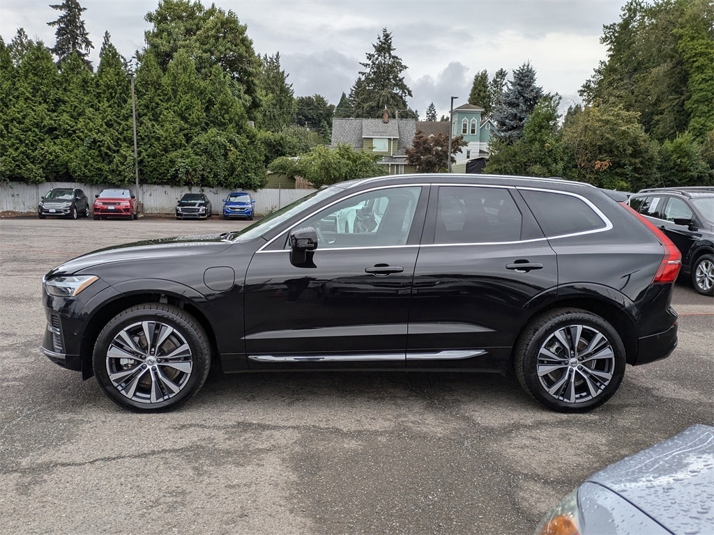 Used 2022 Volvo XC60 Inscription Expression with VIN YV4BR0DZ6N1996829 for sale in Gladstone, OR