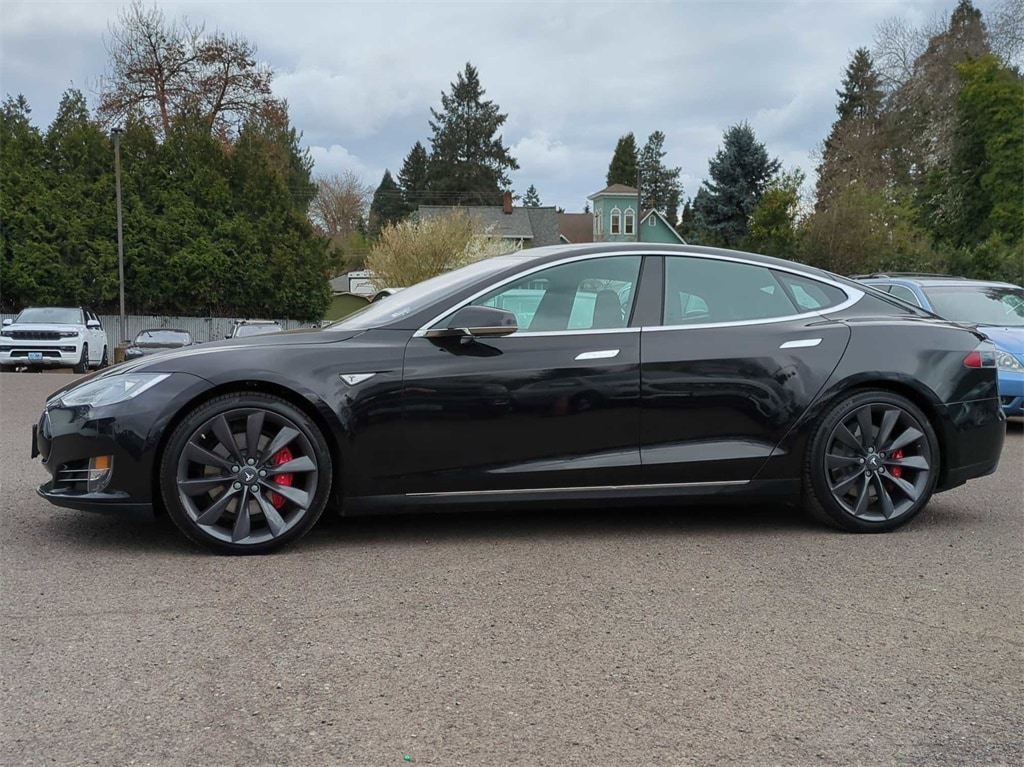 Used 2016 Tesla Model S P90D with VIN 5YJSA1E42GF128713 for sale in Gladstone, OR