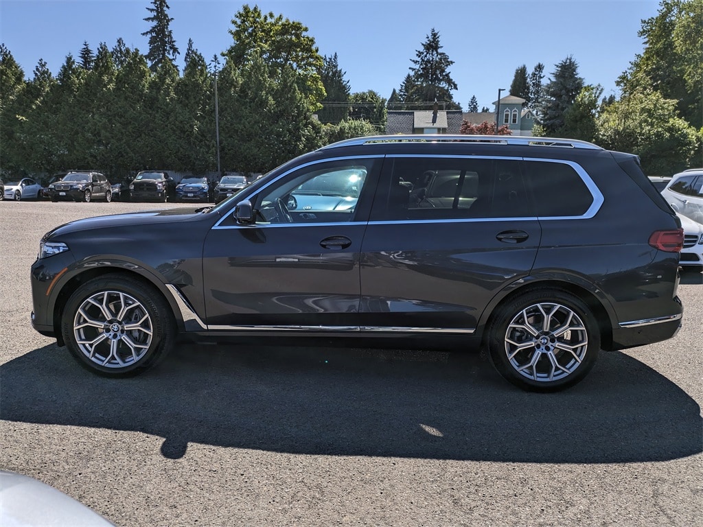 Used 2021 BMW X7 40i with VIN 5UXCW2C01M9H07484 for sale in Gladstone, OR