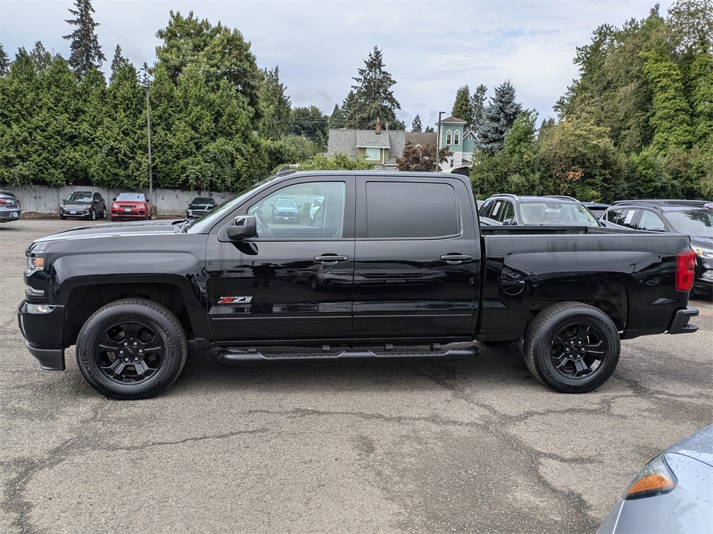 Used 2018 Chevrolet Silverado 1500 LTZ Z71 with VIN 3GCUKSECXJG311572 for sale in Gladstone, OR