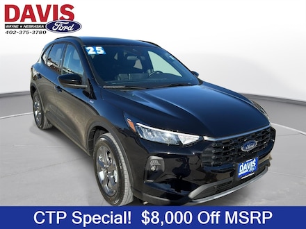 2025 Ford Escape ST-Line Select SUV