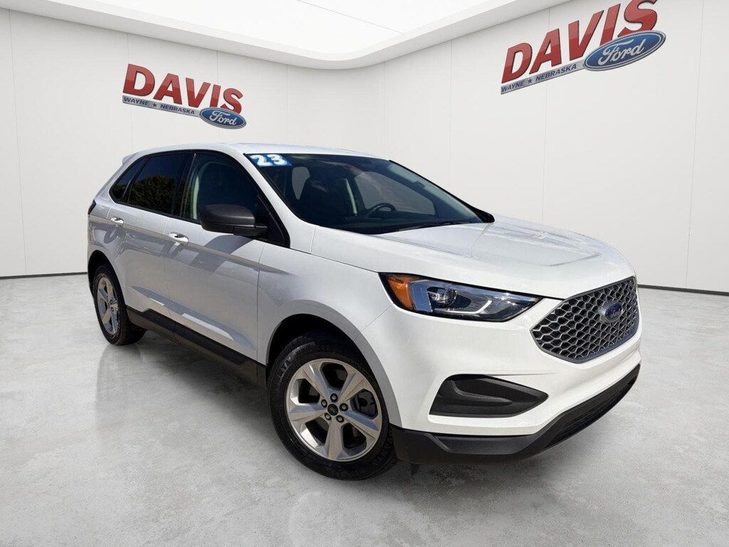 Used 2023 Ford Edge SE SUV