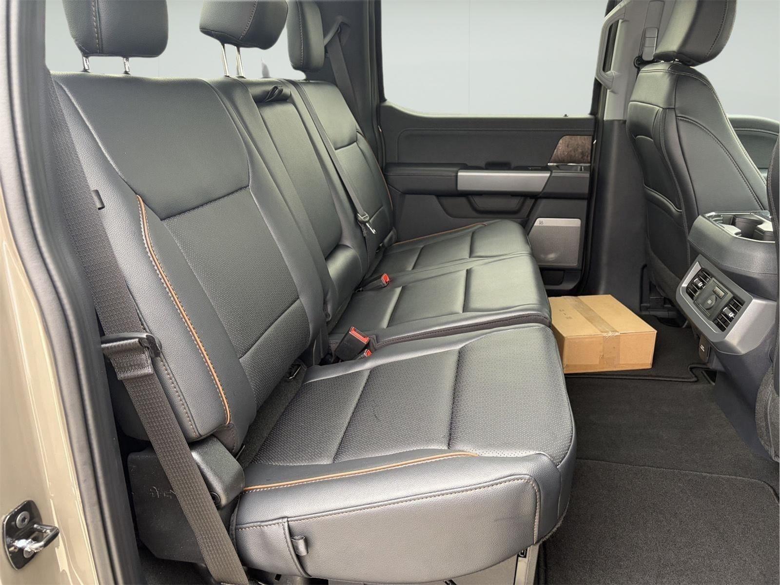 2026 Ford F-350 Super Duty Lariat - Photo 23