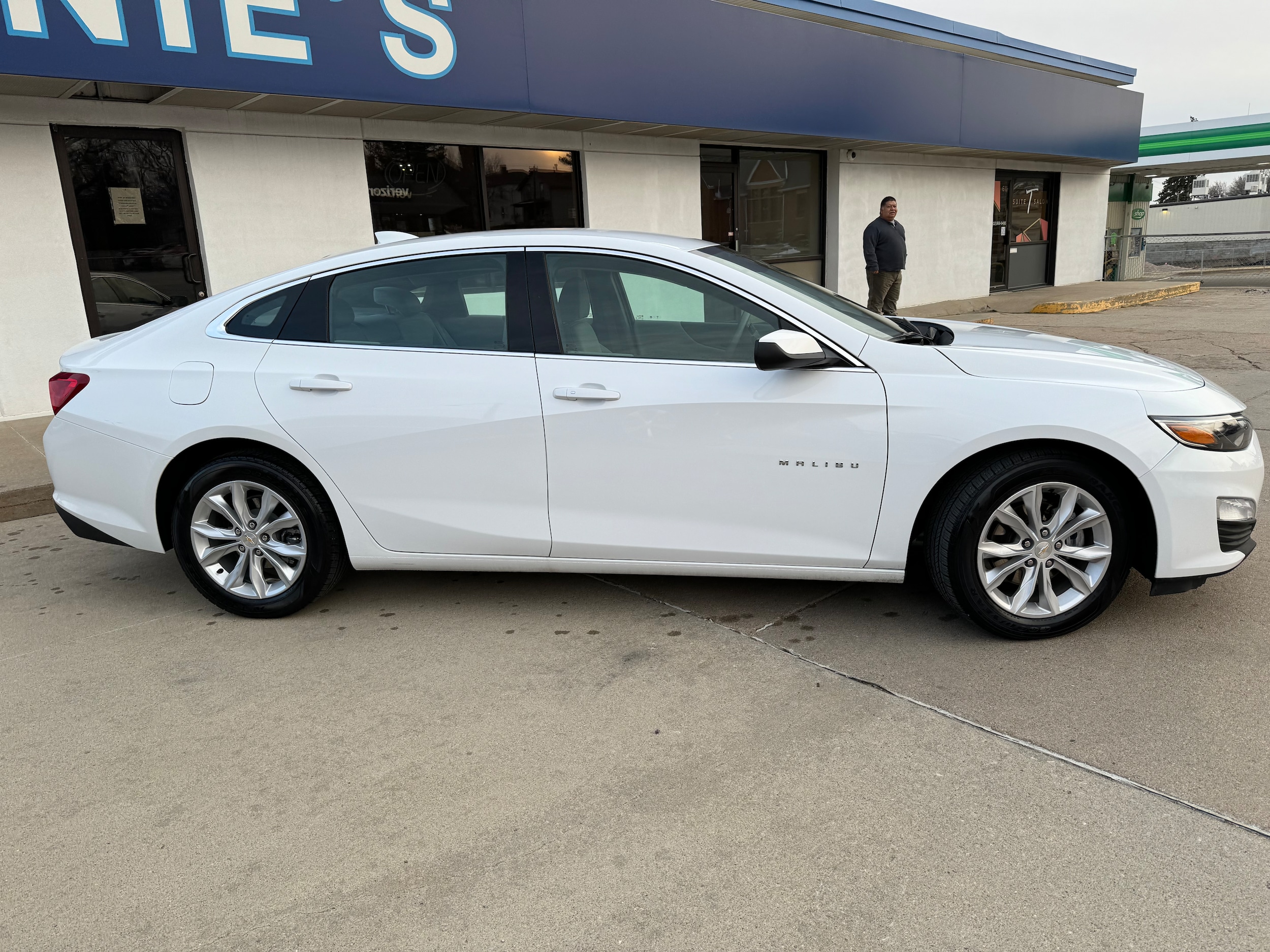 Used 2023 Chevrolet Malibu 1LT with VIN 1G1ZD5ST1PF112595 for sale in Wayne, NE