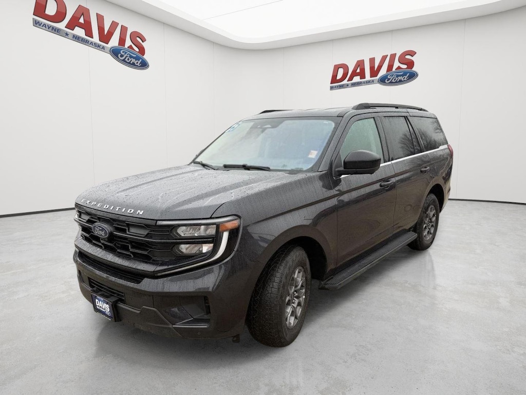 Used 2025 Ford Expedition Active SUV