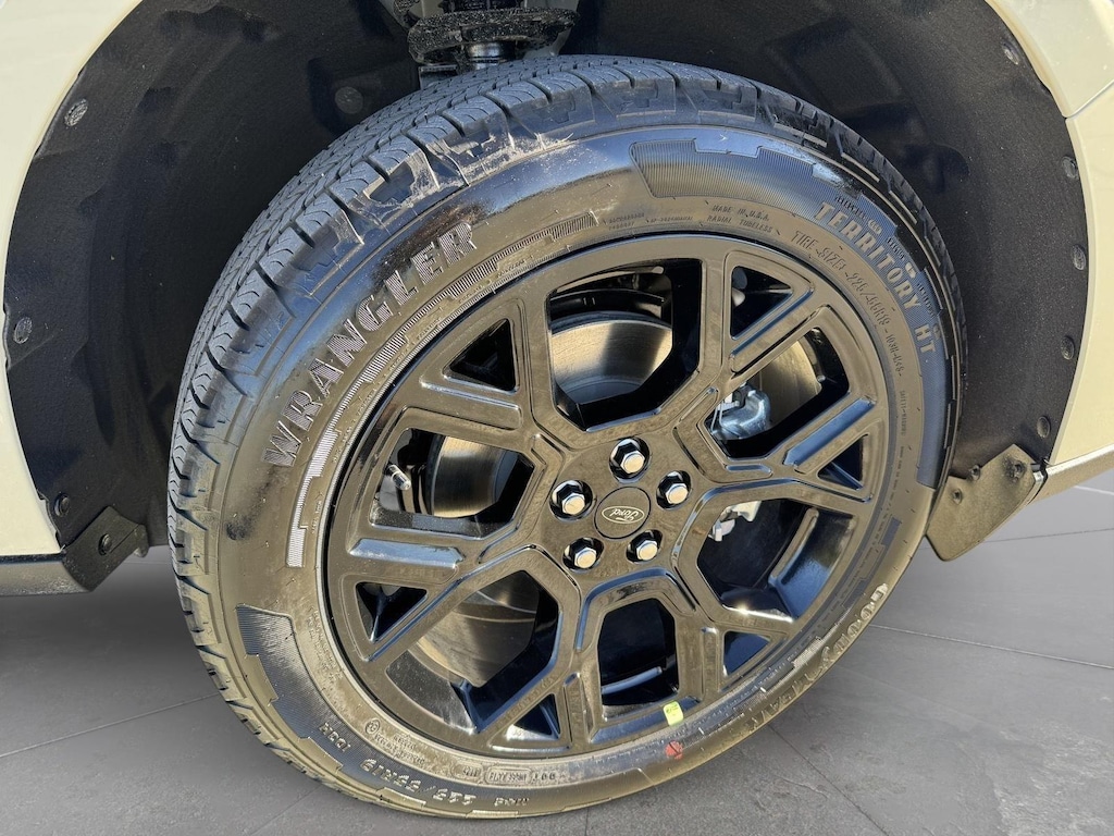 New 2025 Ford Maverick XLT SuperCrew