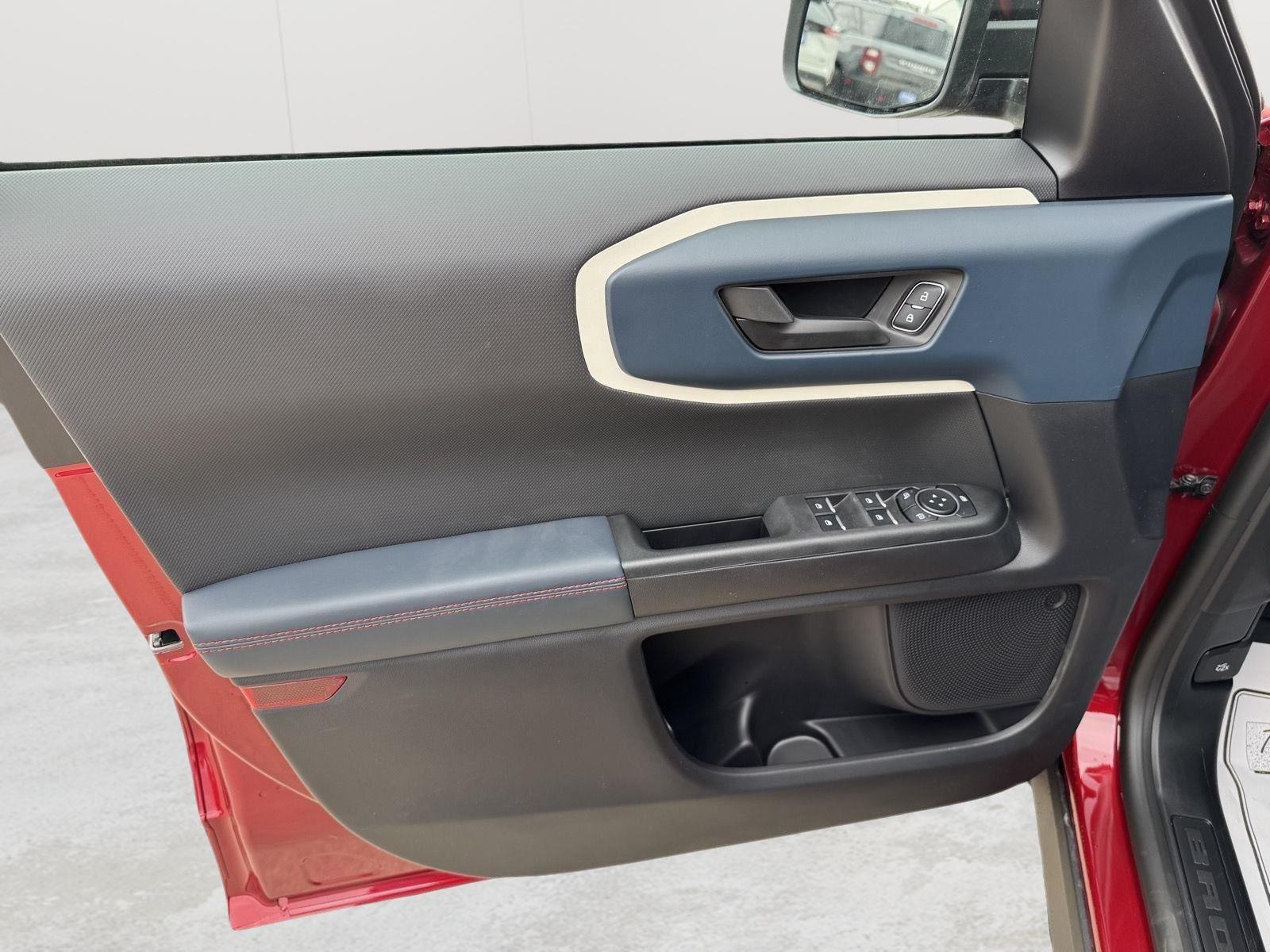 2025 Ford Bronco Sport Heritage - Photo 10