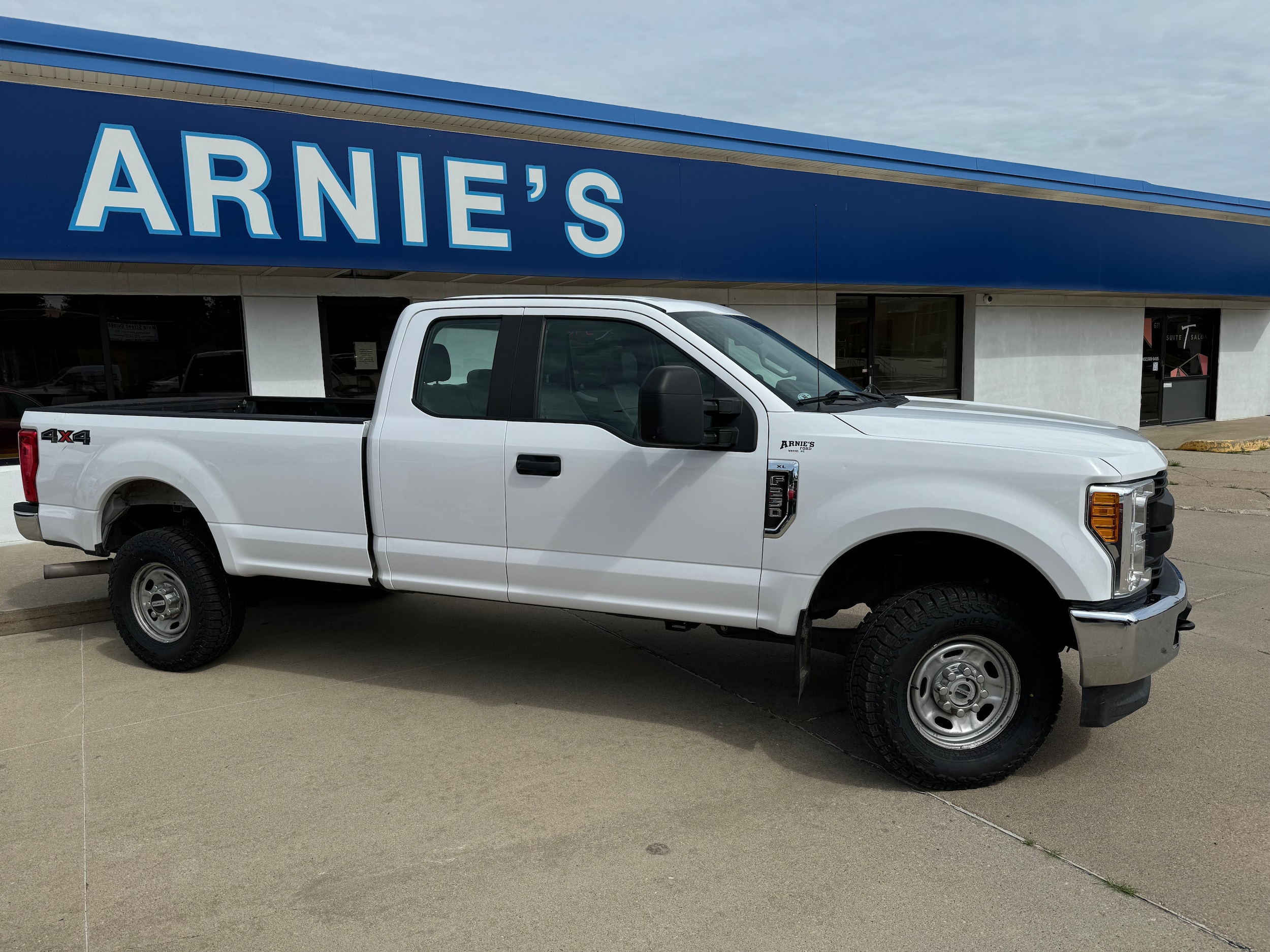 Used 2017 Ford F-250 Super Duty XL with VIN 1FT7X2B61HEB85536 for sale in Wayne, NE