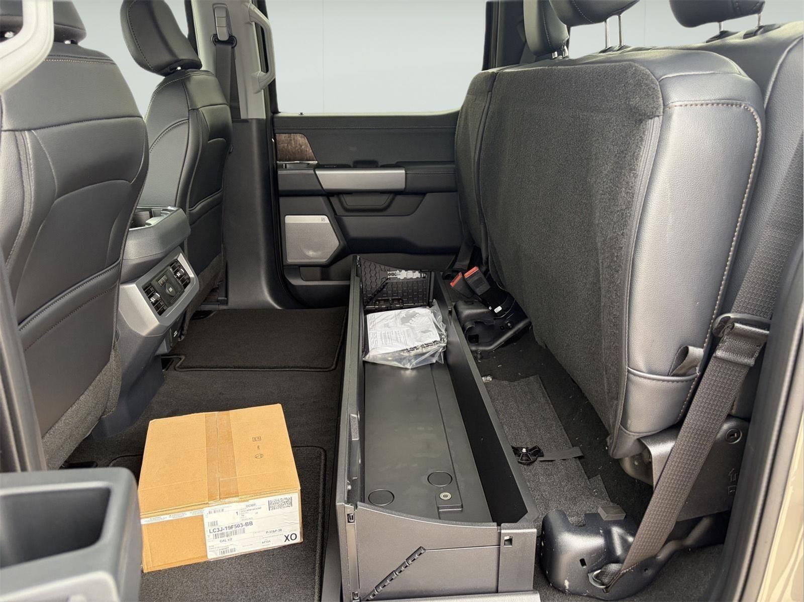 2026 Ford F-350 Super Duty Lariat - Photo 30