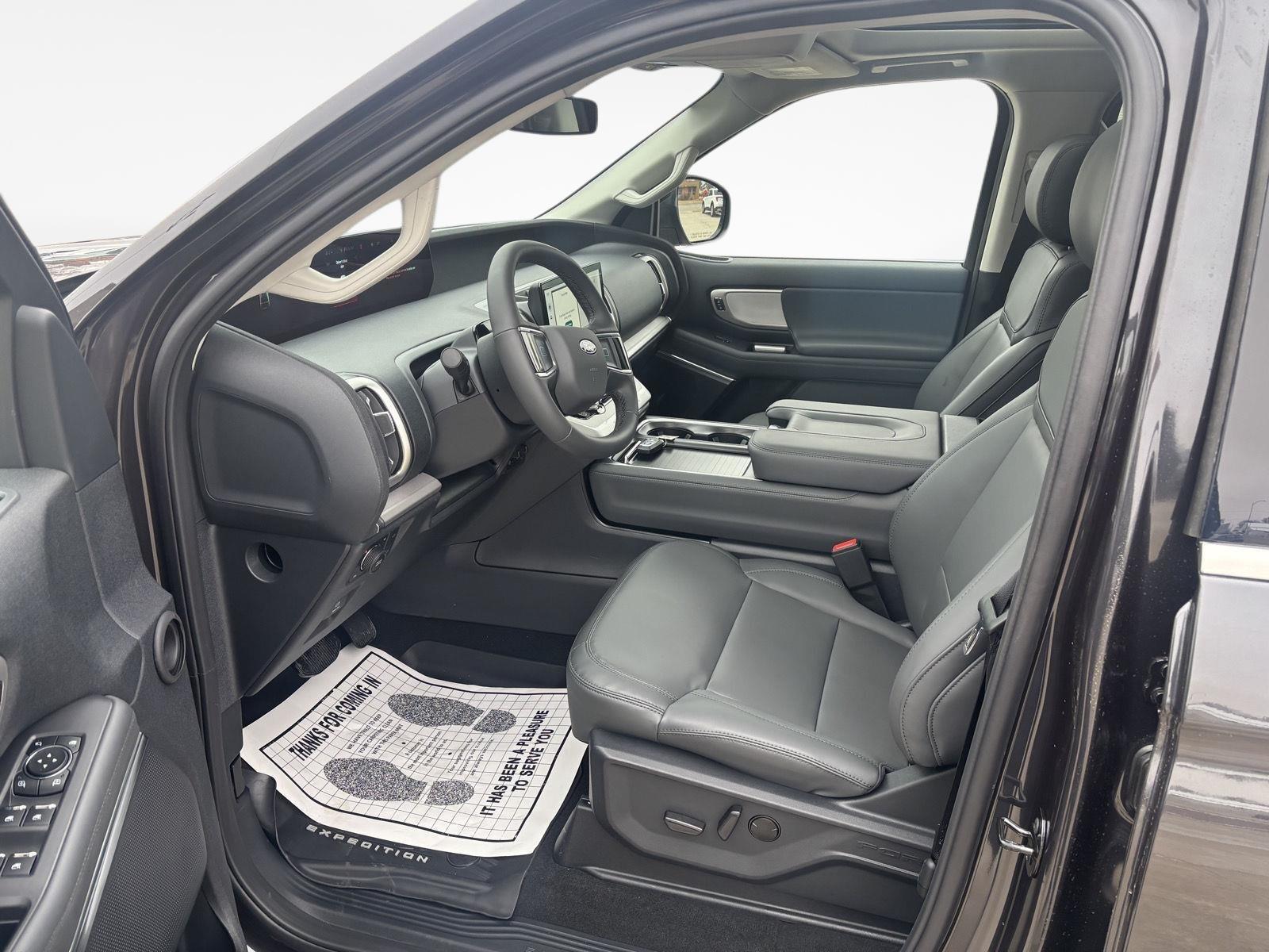 2026 Ford Expedition MAX Active - Photo 9