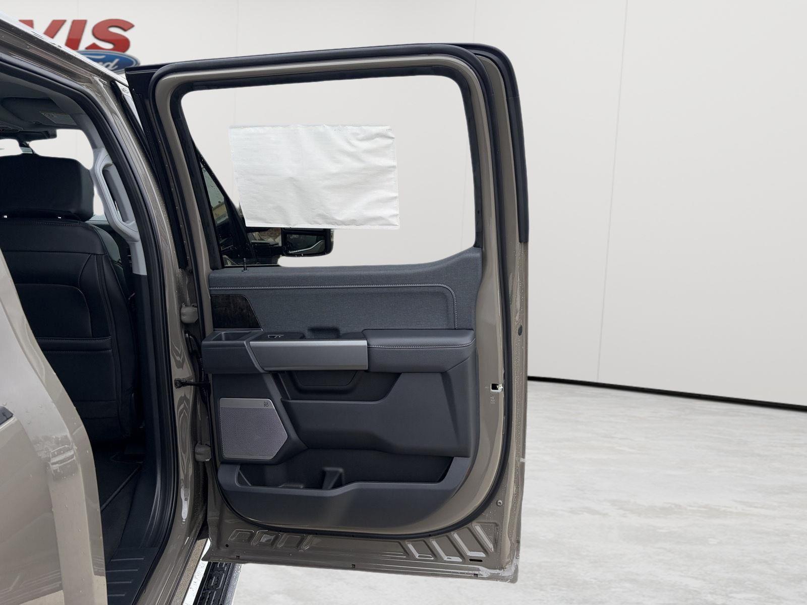 2026 Ford F-350 Super Duty Lariat - Photo 22
