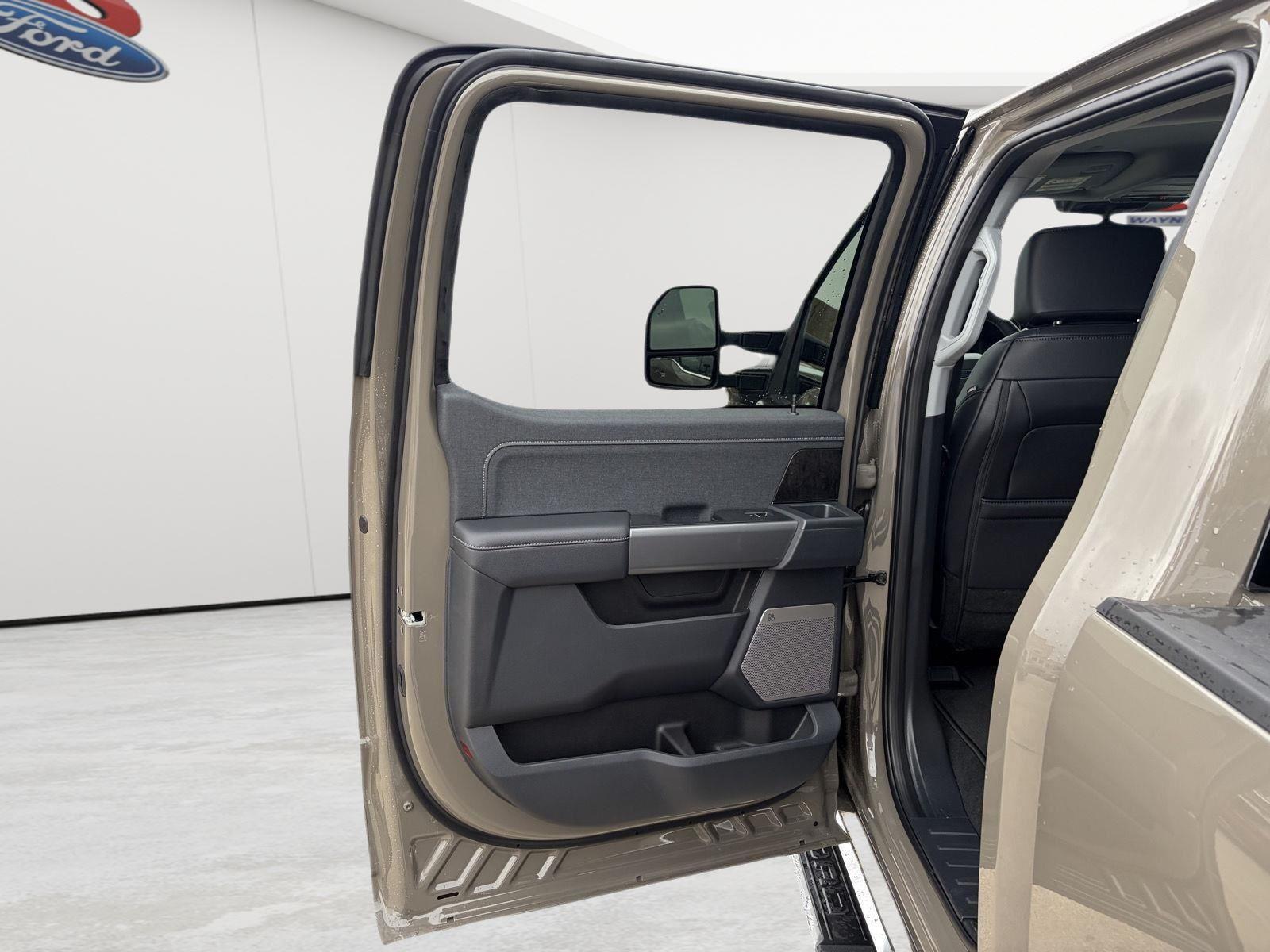 2026 Ford F-350 Super Duty Lariat - Photo 27