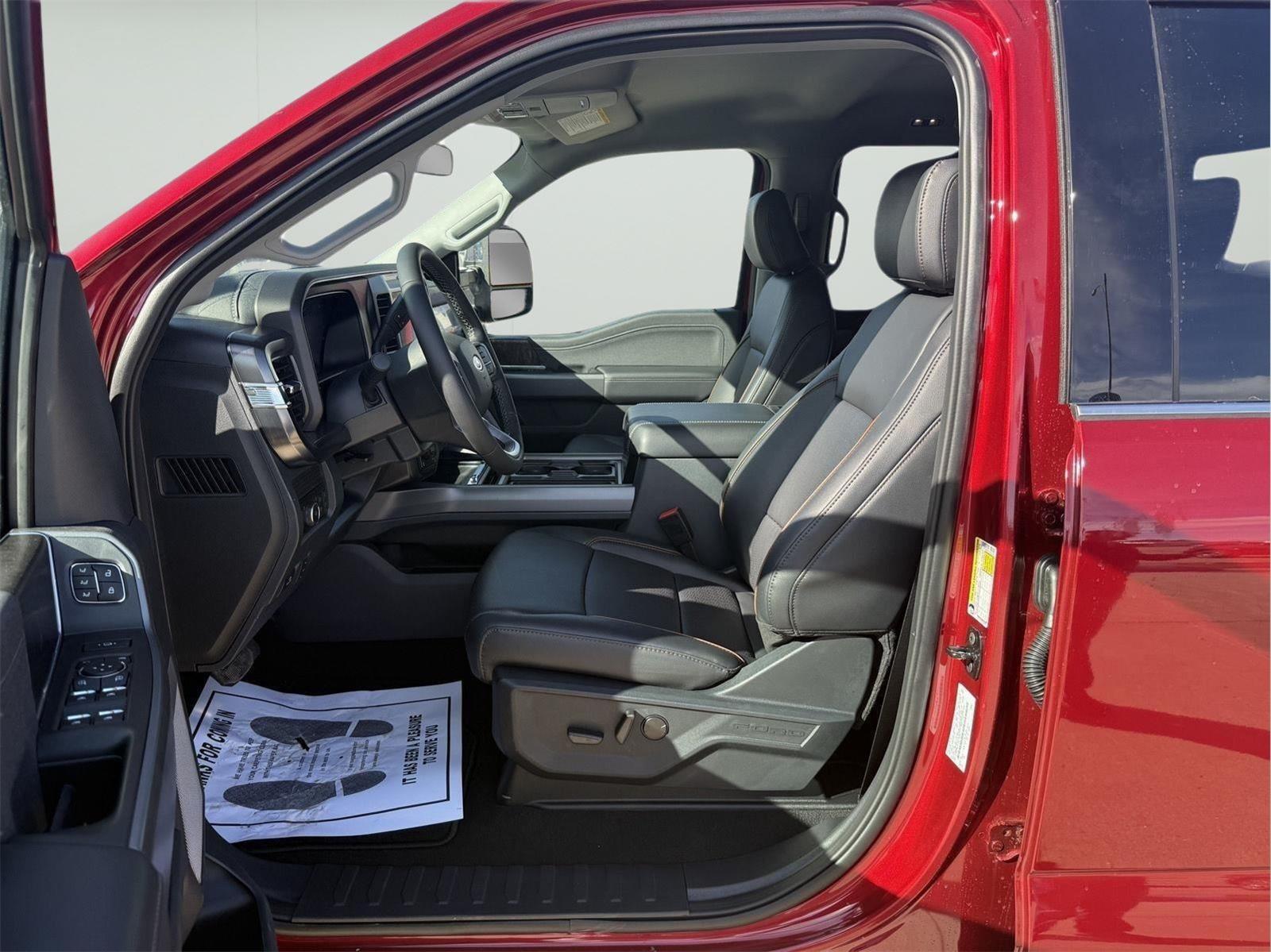 2026 Ford F-250 Super Duty Lariat - Photo 13