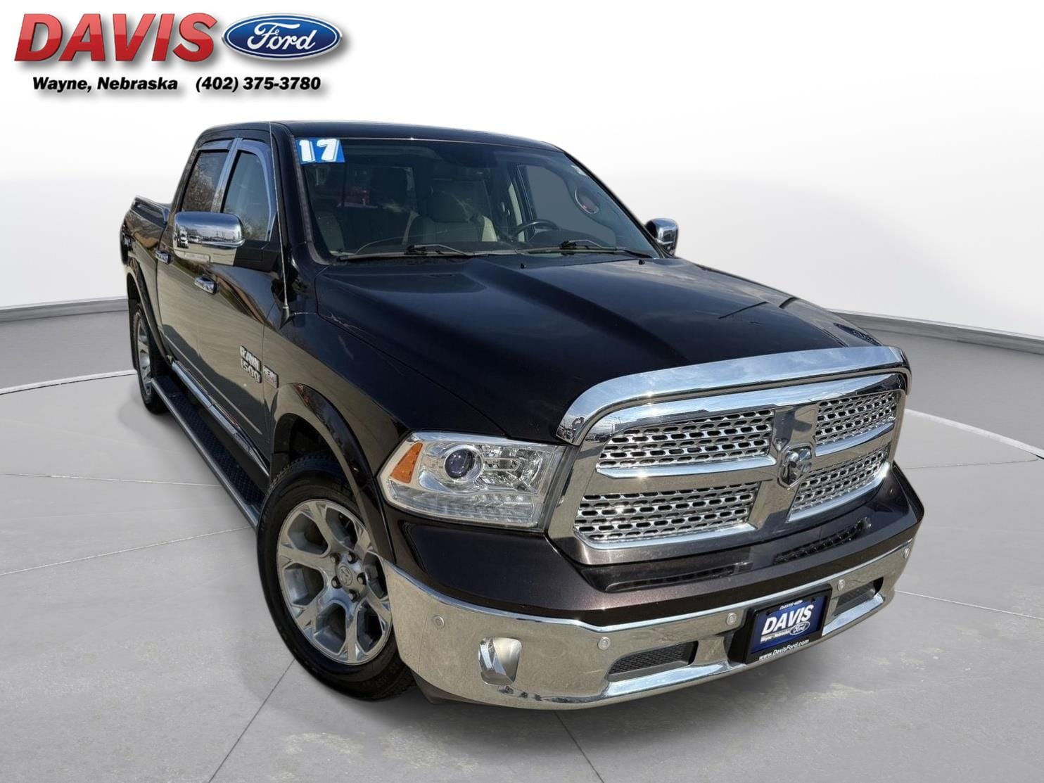 2017 RAM 1500 Laramie 4x4 Crew Cab 5'7's photo
