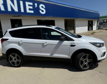 Used 2019 Ford Escape SEL with VIN 1FMCU9HD0KUC16936 for sale in Wayne, NE