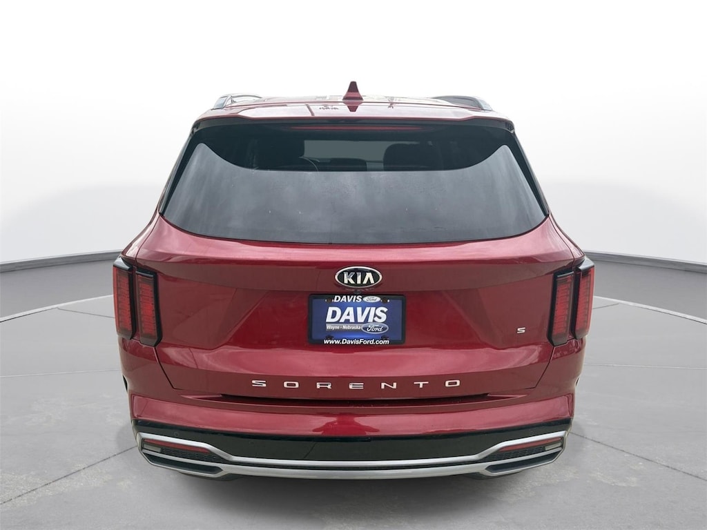 Used 2021 Kia Sorento S SUV