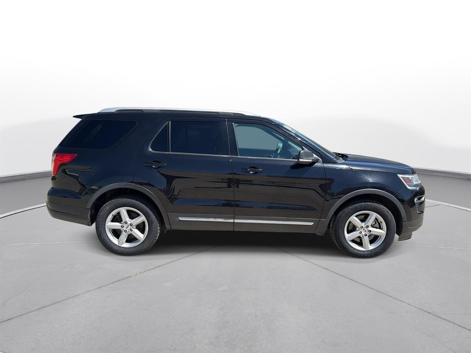 Used 2019 Ford Explorer XLT with VIN 1FM5K7DH4KGA90607 for sale in Wayne, NE