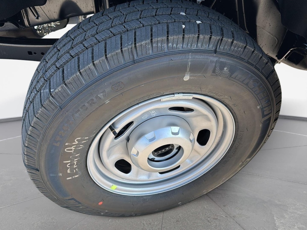 New 2025 Ford Super Duty F-250 SRW XL Truck