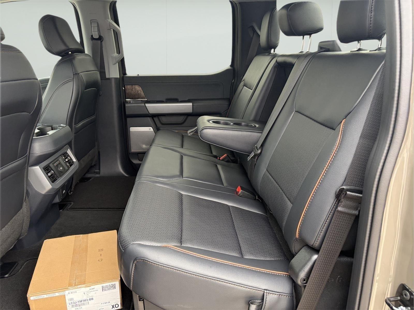 2026 Ford F-350 Super Duty Lariat - Photo 29