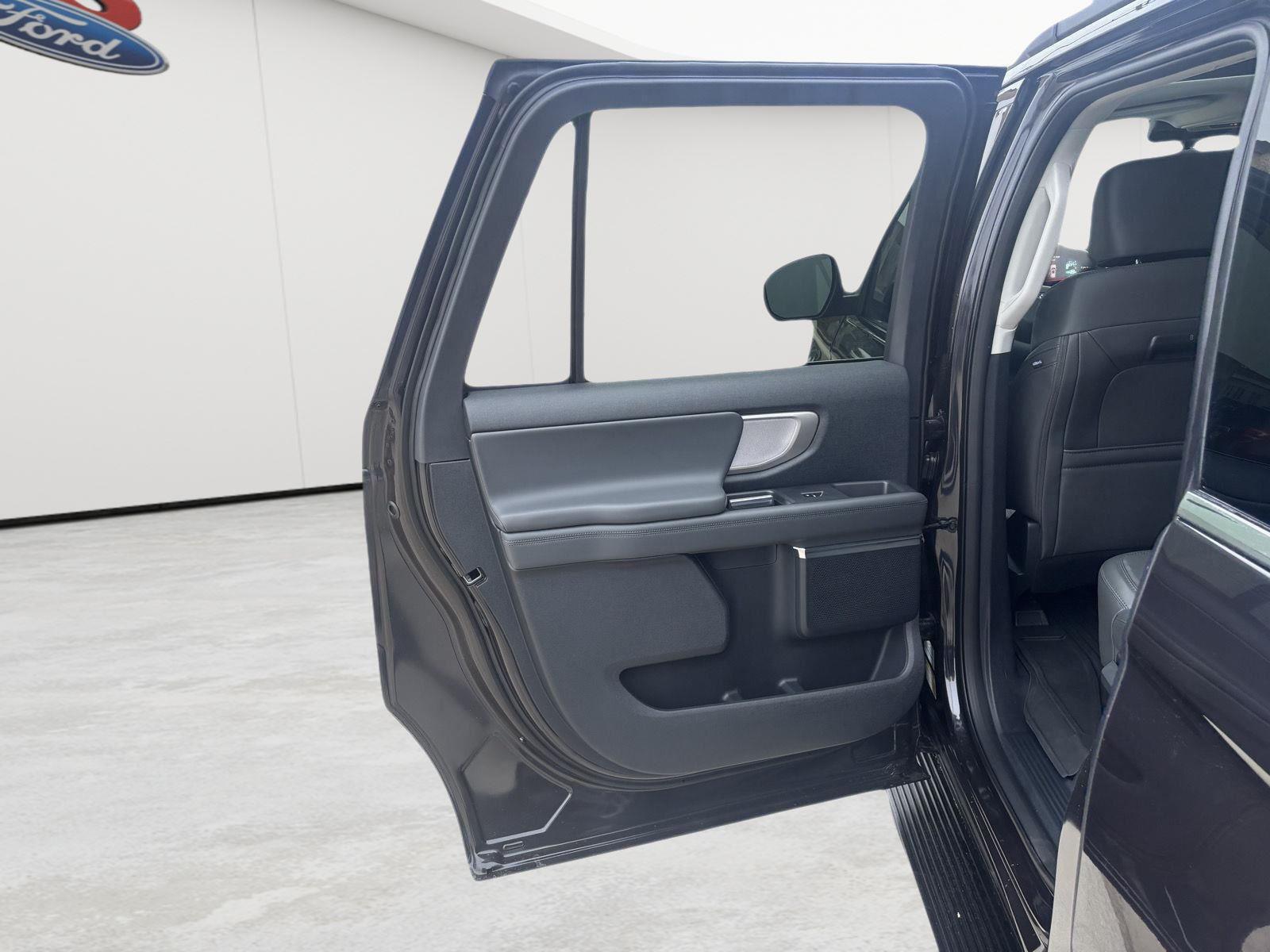 2026 Ford Expedition MAX Active - Photo 27