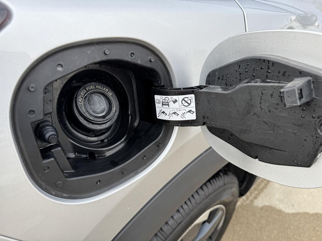 Used 2024 Nissan Rogue SV SUV