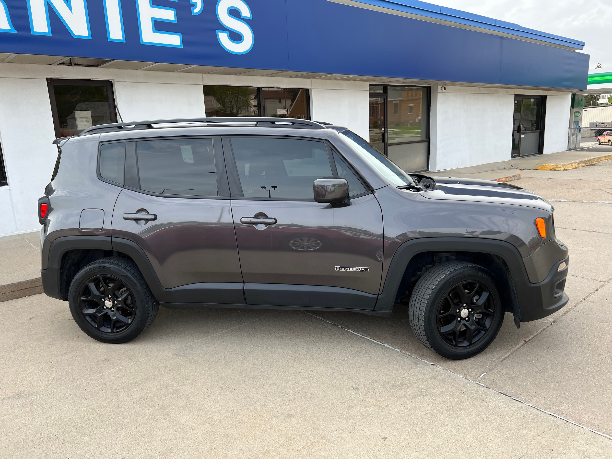 Used 2018 Jeep Renegade Latitude with VIN ZACCJBBB4JPH89706 for sale in Wayne, NE