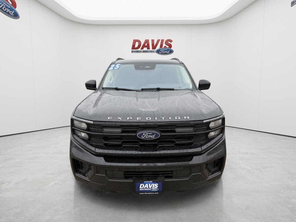 Used 2025 Ford Expedition Active SUV