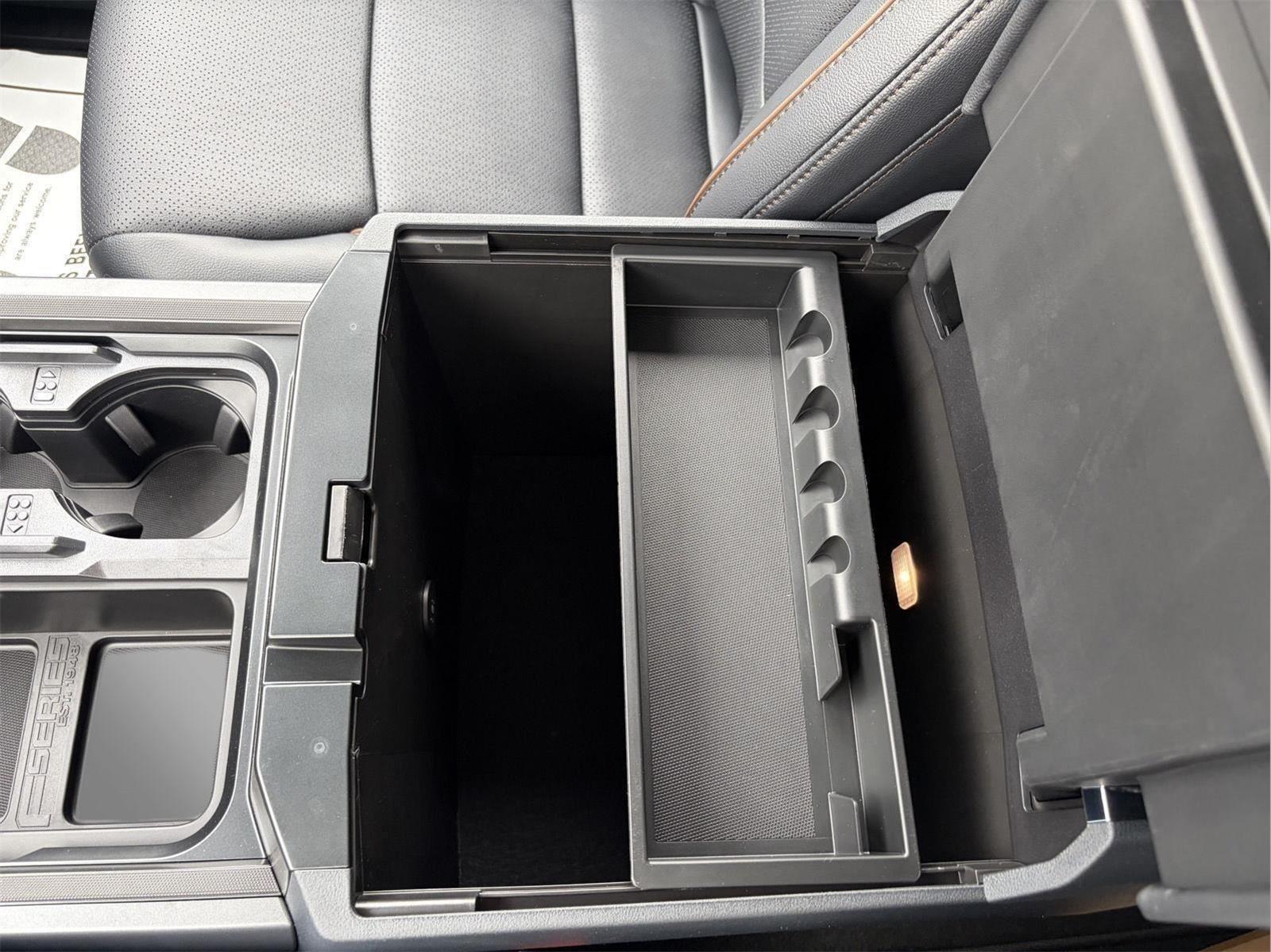 2026 Ford F-350 Super Duty Lariat - Photo 17